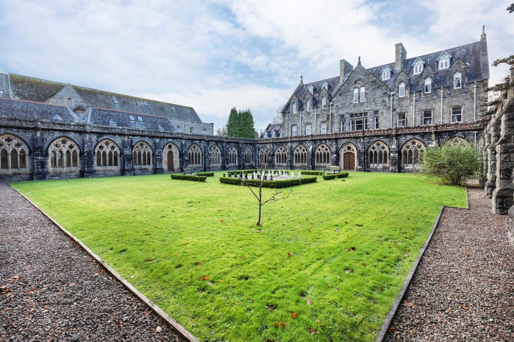 Ferienwohnung Cloister View Fort Augustus Exterior foto