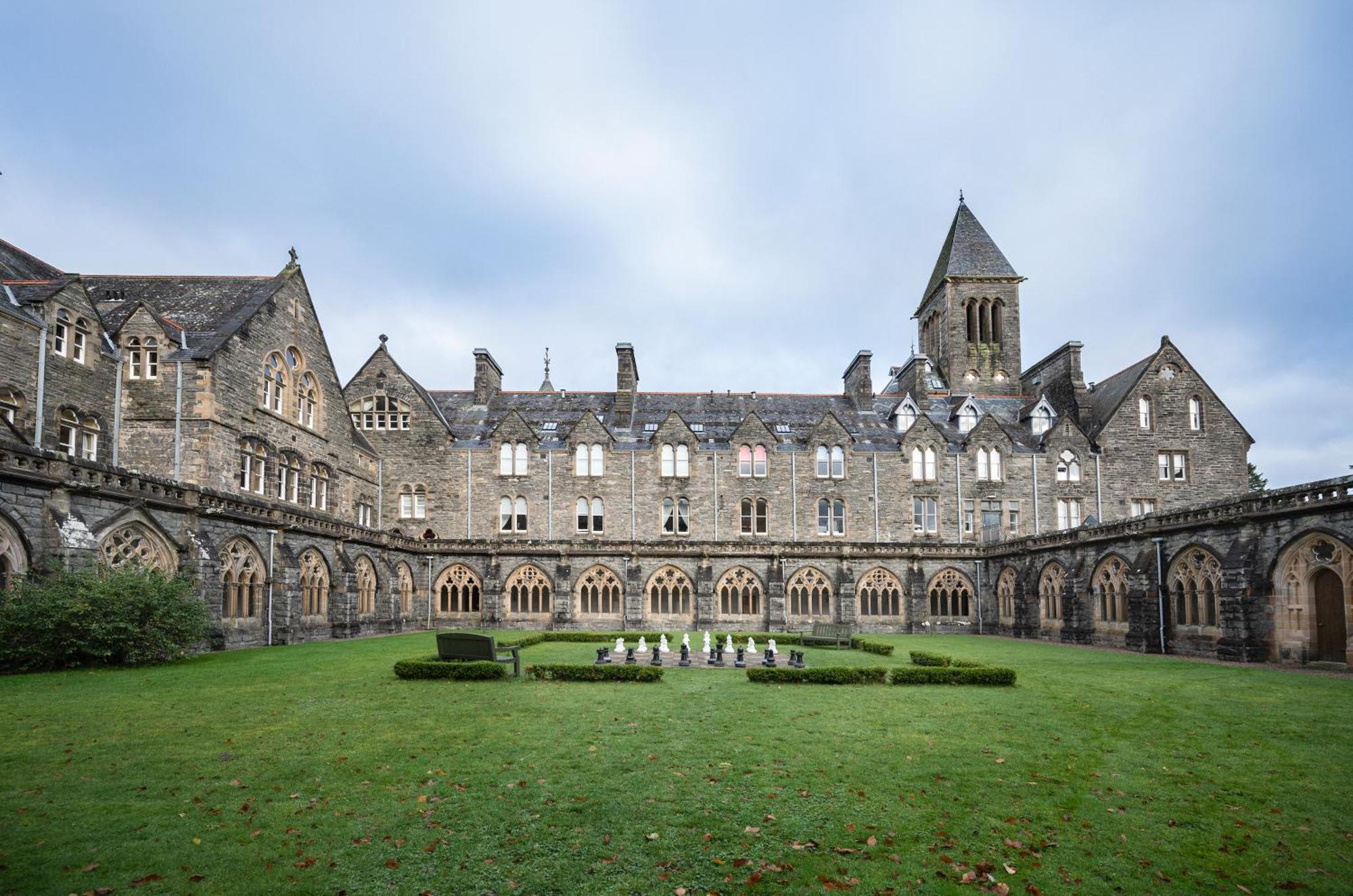 Ferienwohnung Cloister View Fort Augustus Exterior foto